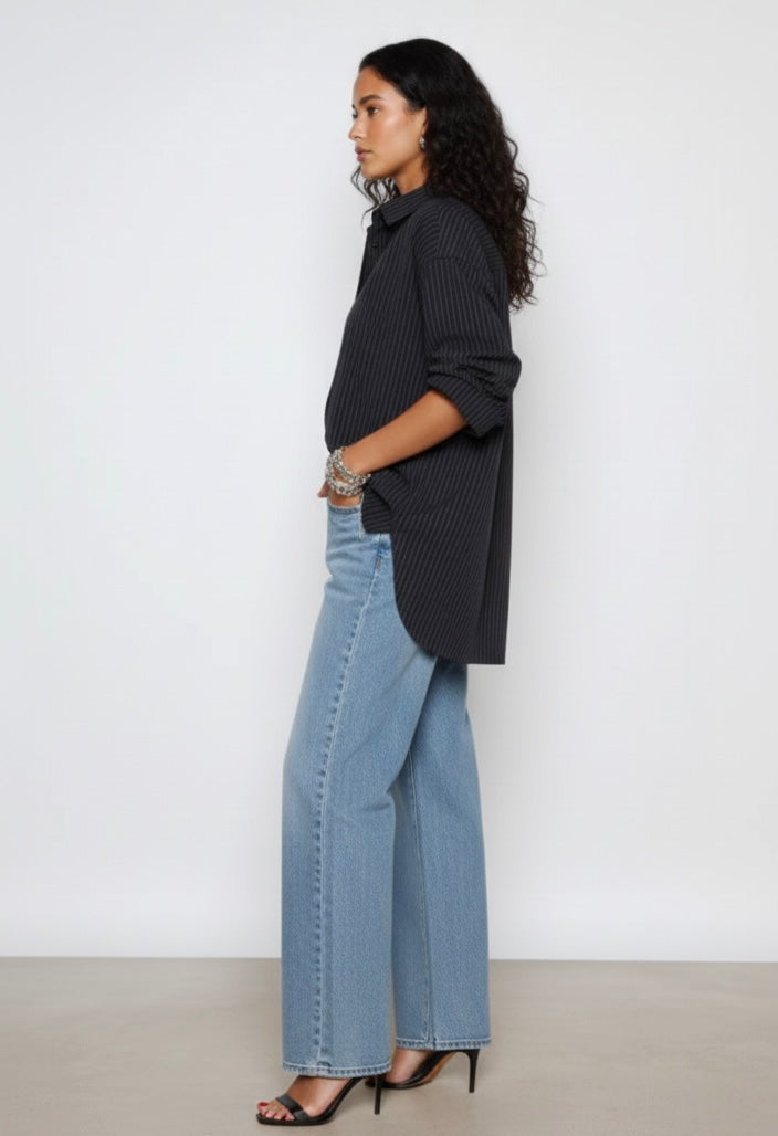 Chemise bleu noir à rayures